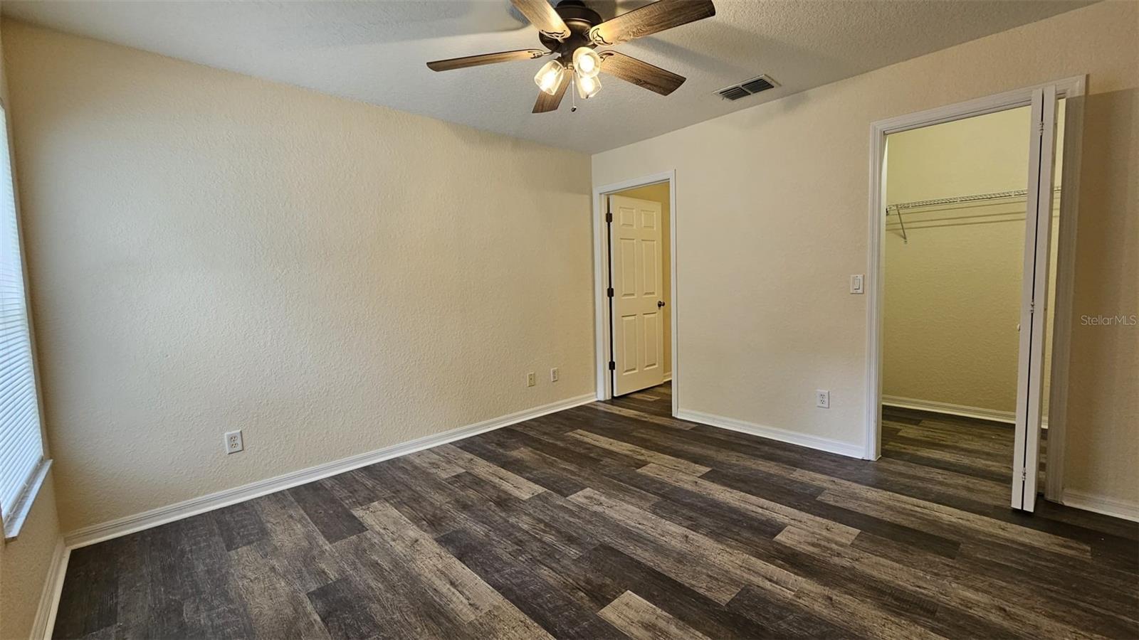 Image 13 of 28 For 6290 Oak Park Boulevard