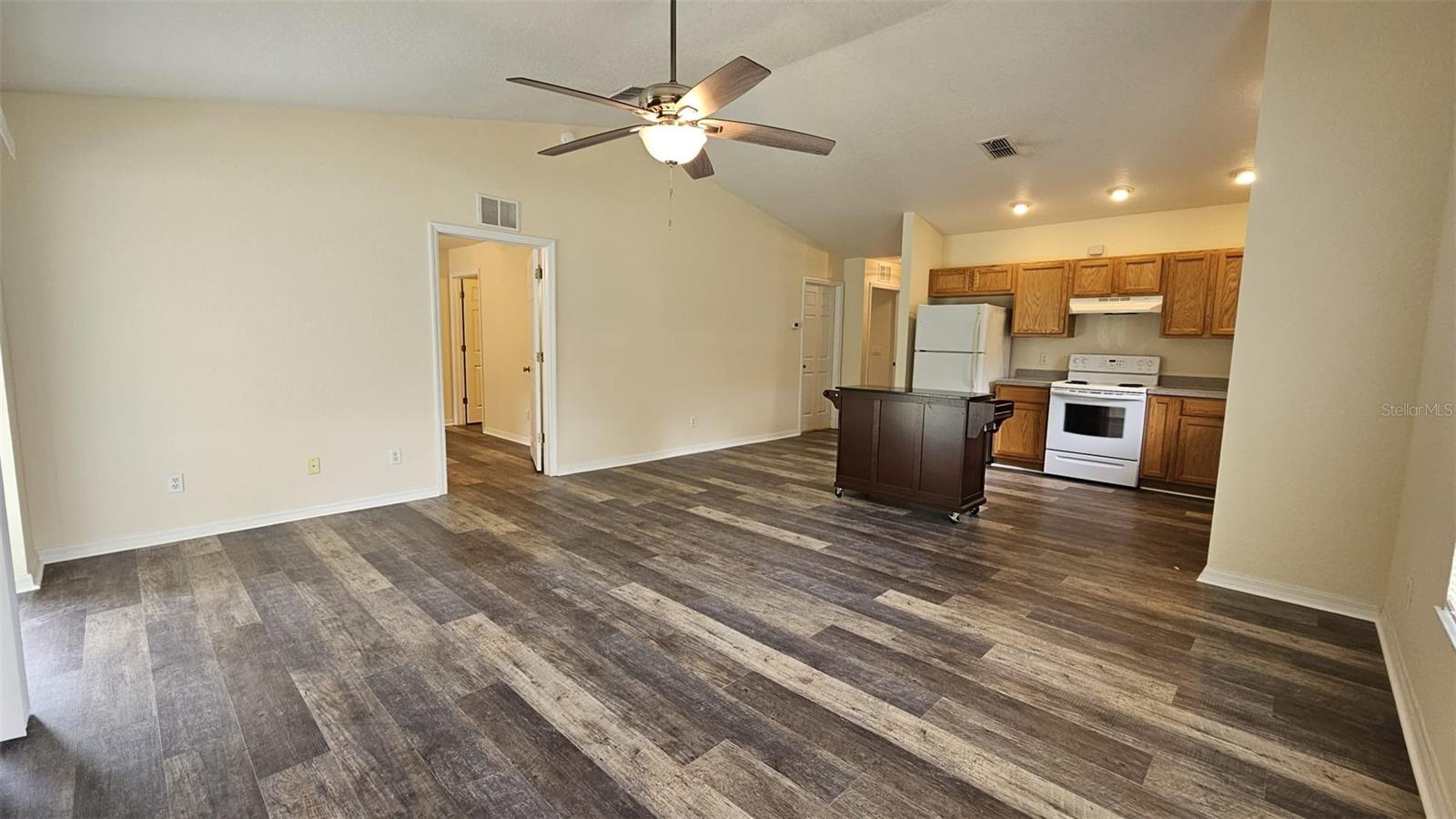Image 4 of 28 For 6290 Oak Park Boulevard