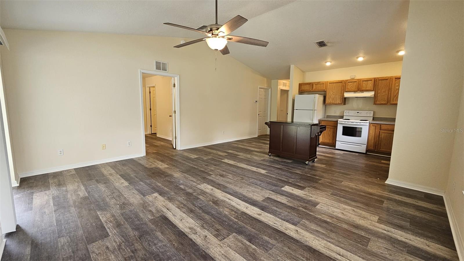 Image 7 of 28 For 6290 Oak Park Boulevard