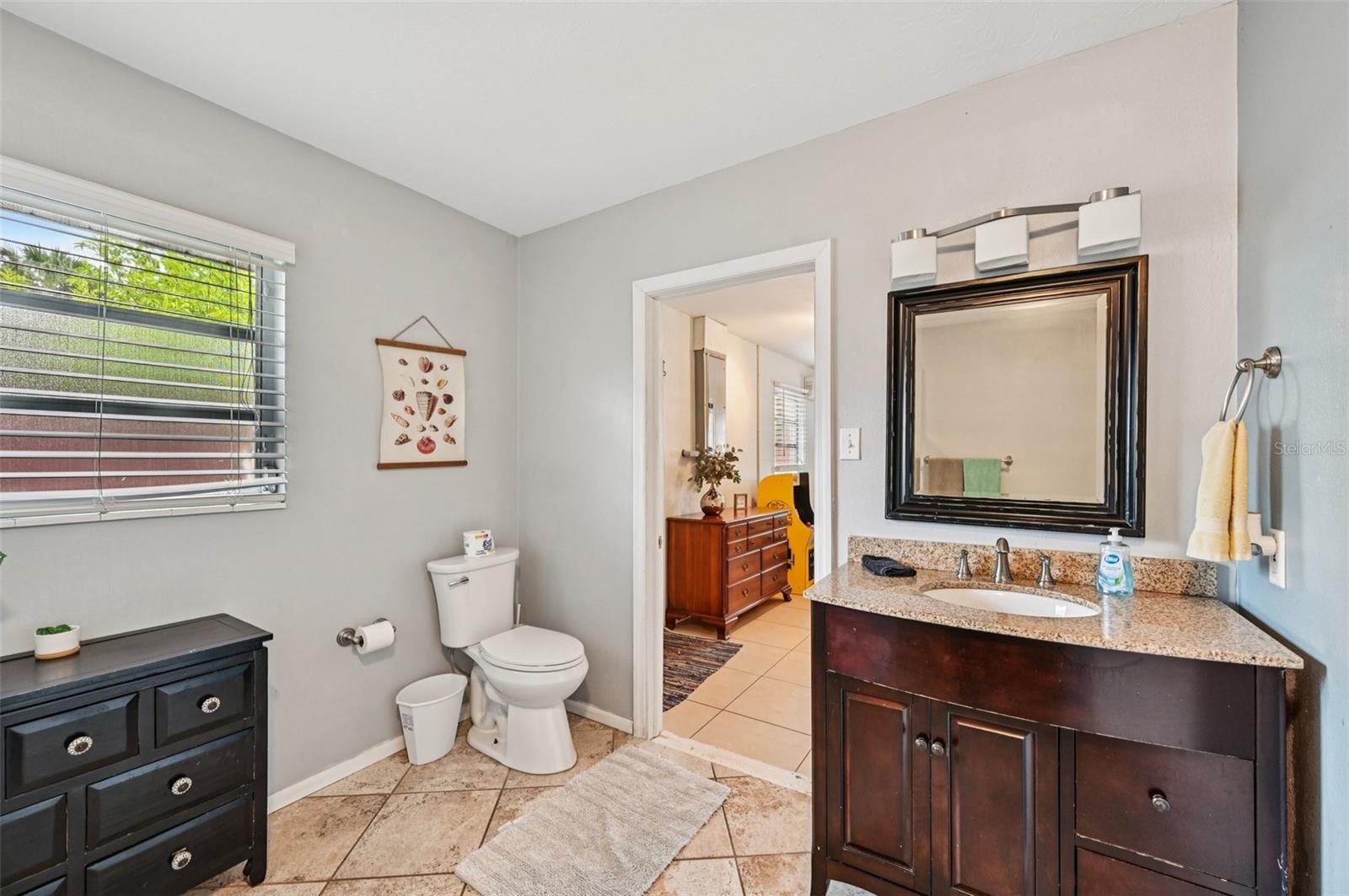 Image 12 of 28 For 2110 Goldenrod Street