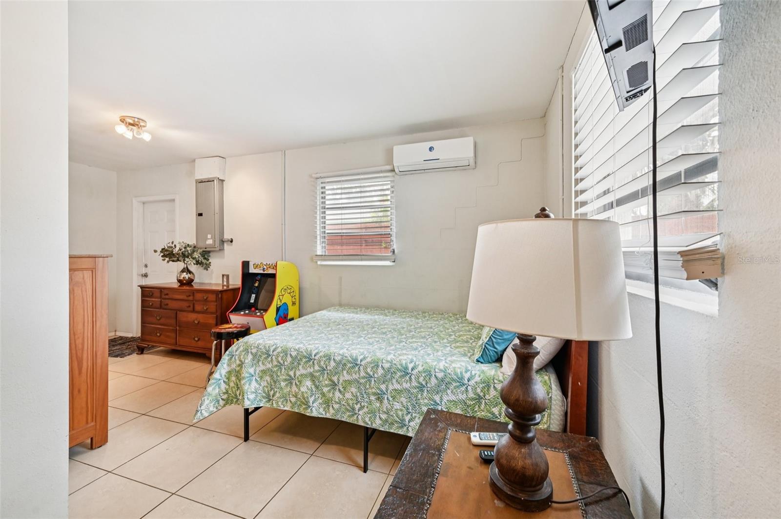 Image 14 of 28 For 2110 Goldenrod Street