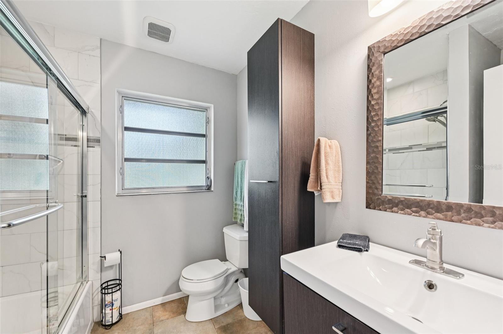 Image 17 of 28 For 2110 Goldenrod Street