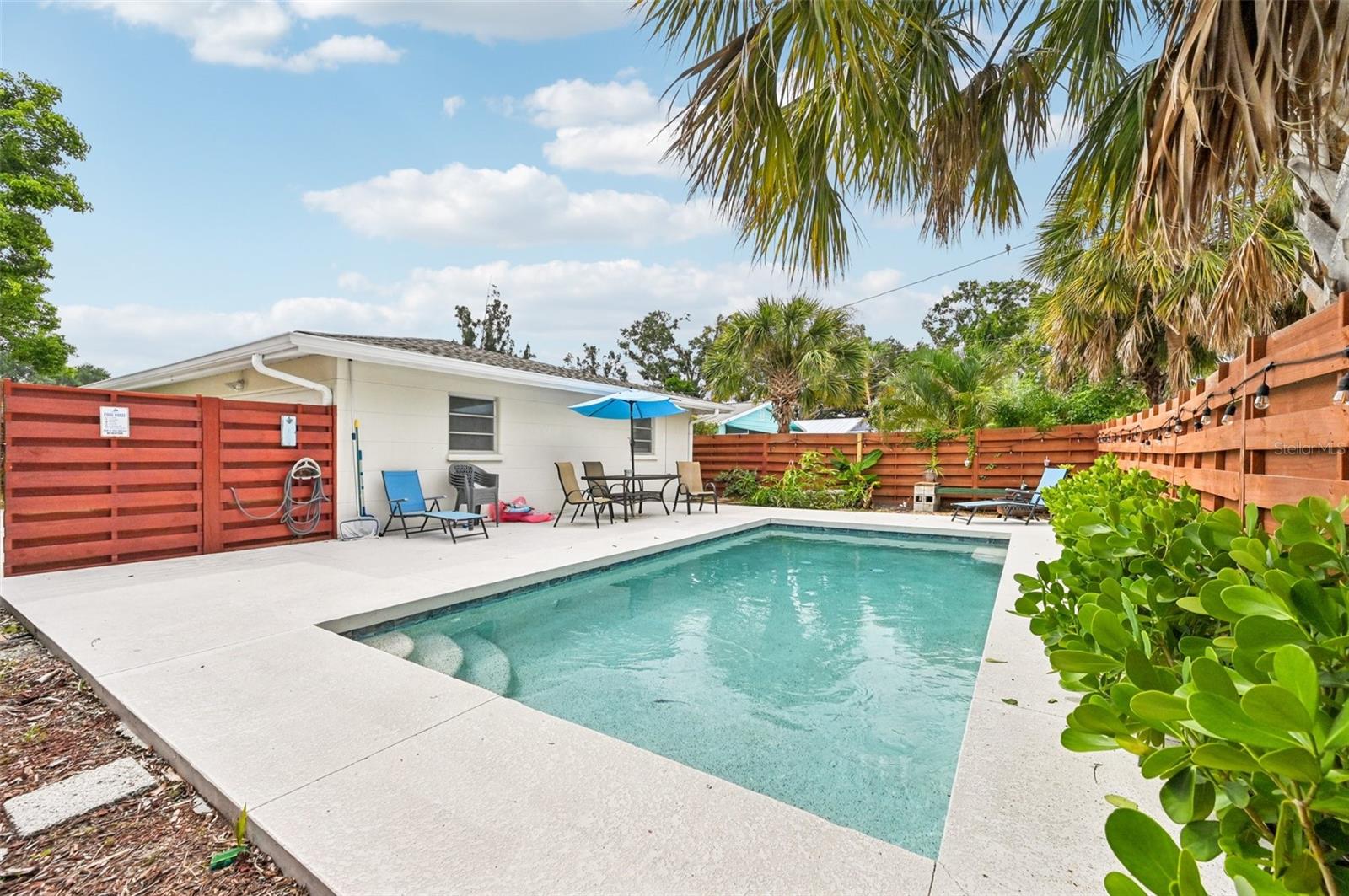 Image 2 of 28 For 2110 Goldenrod Street