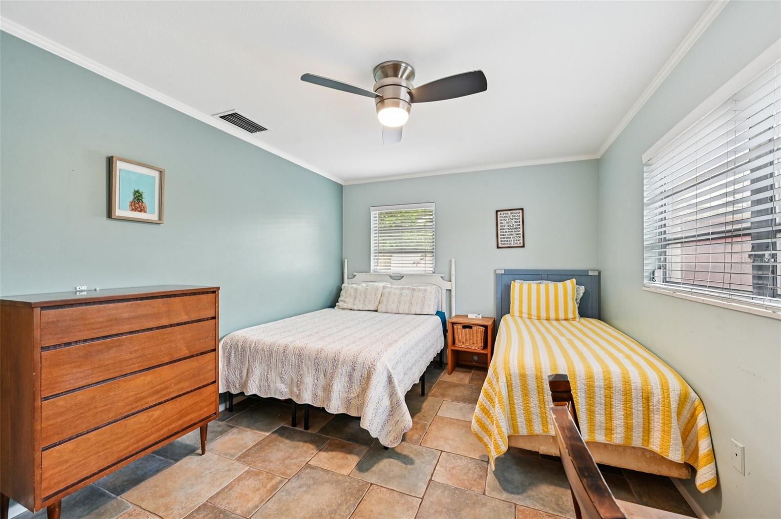 Image 23 of 28 For 2110 Goldenrod Street