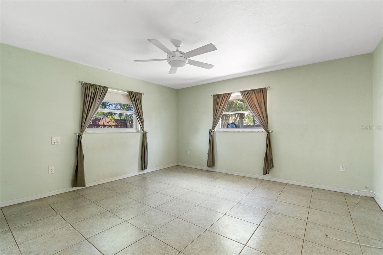 Image 19 of 30 For 2587 60th Avenue S
