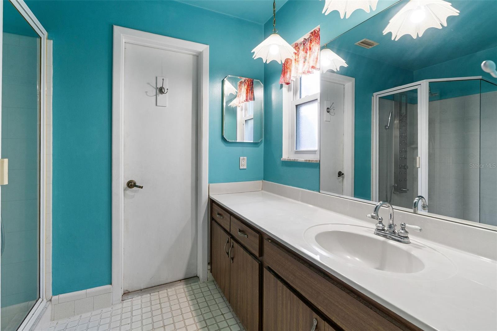 Image 20 of 30 For 2587 60th Avenue S