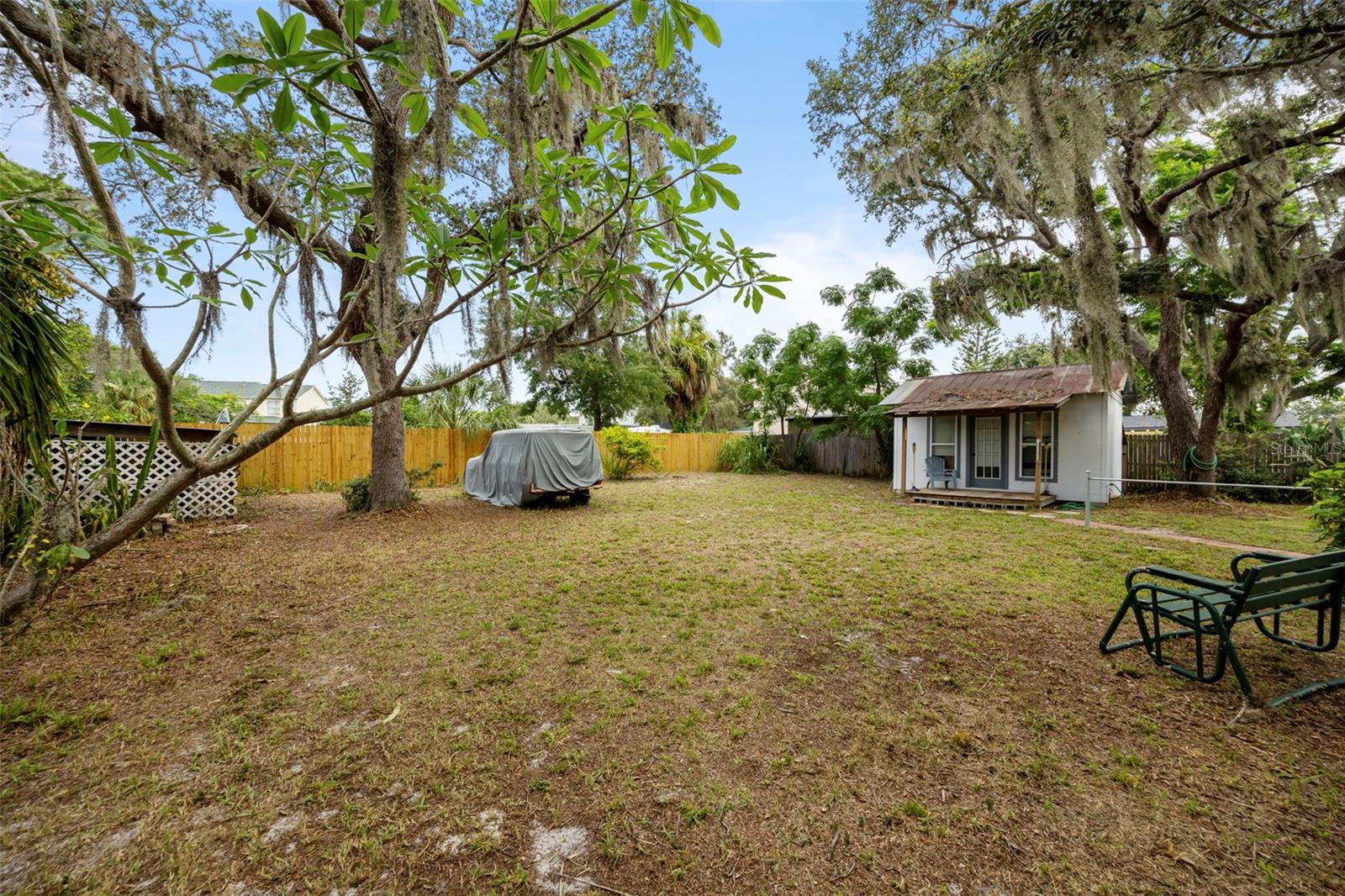 Image 33 of 59 For 818 Eunice Drive