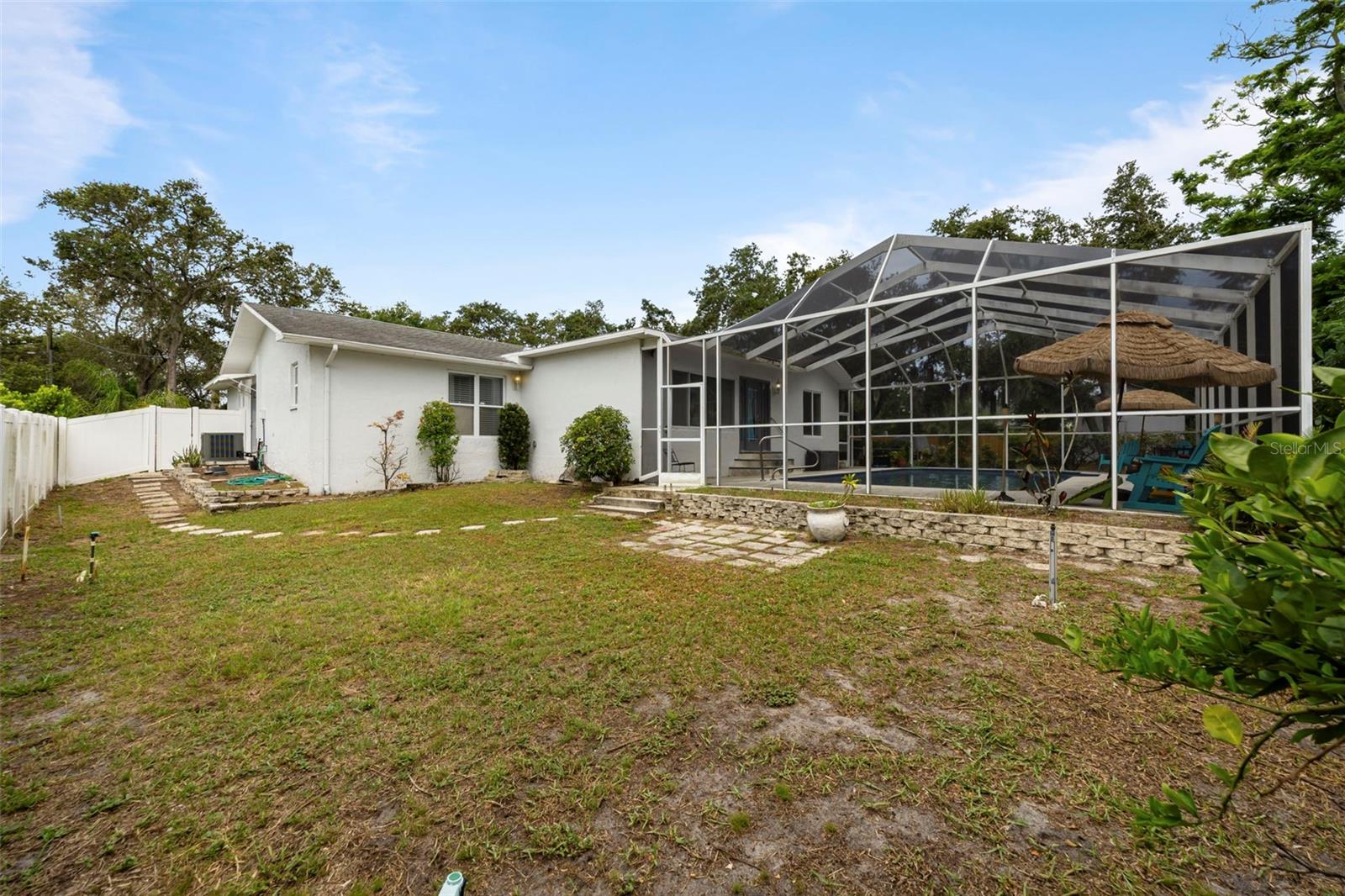 Image 37 of 59 For 818 Eunice Drive