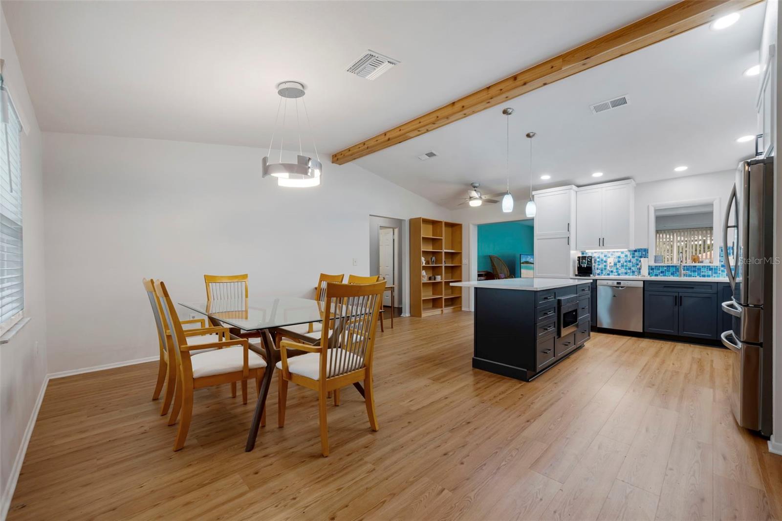 Image 6 of 59 For 818 Eunice Drive