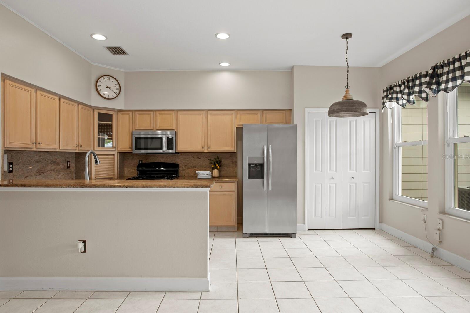 Image 13 of 91 For 10022 New Parke Road