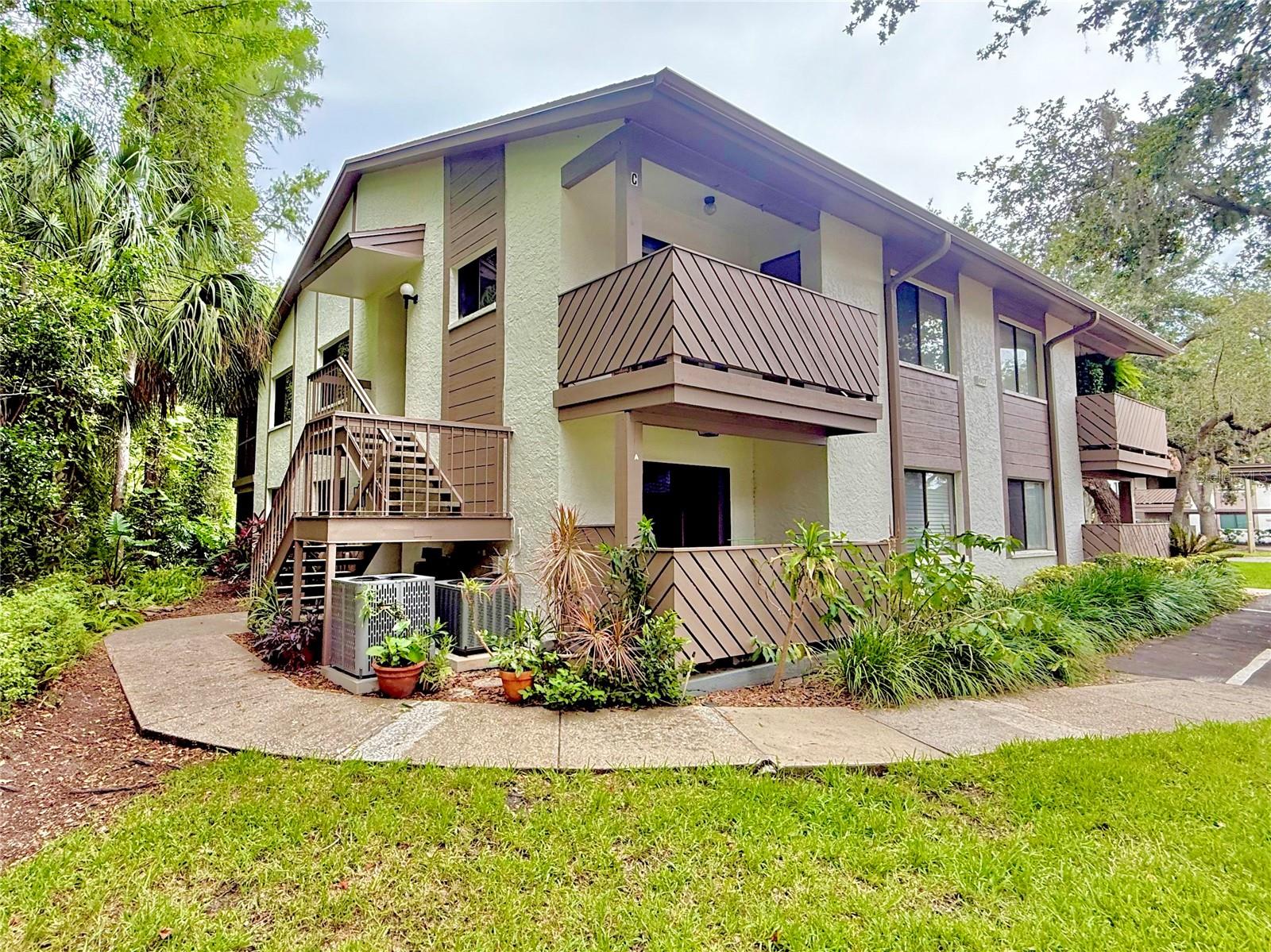 Image 2 of 34 For 607 Summerhill Court C