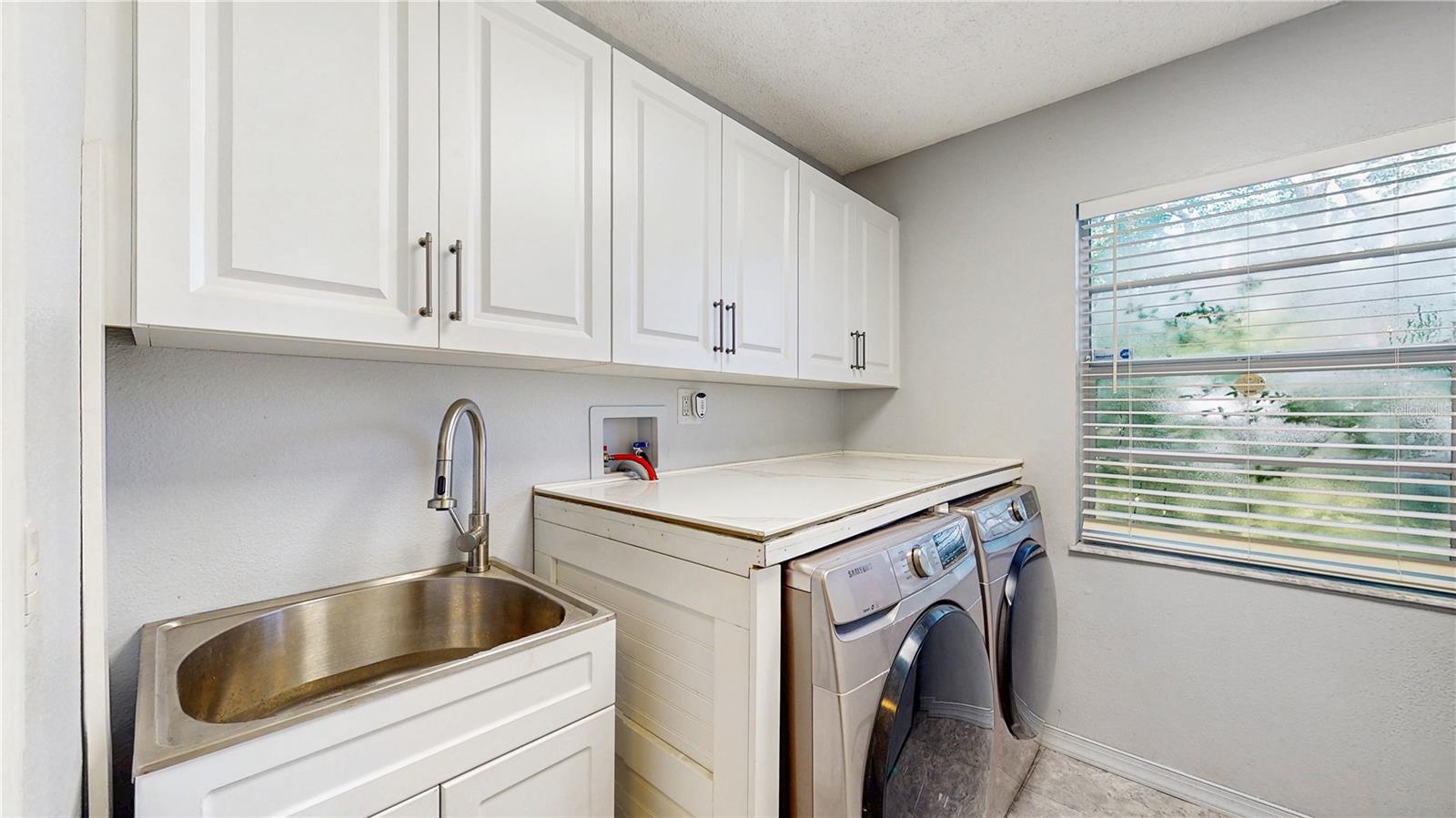 Listing photo id 20 for 8278 Spring Hill Drive