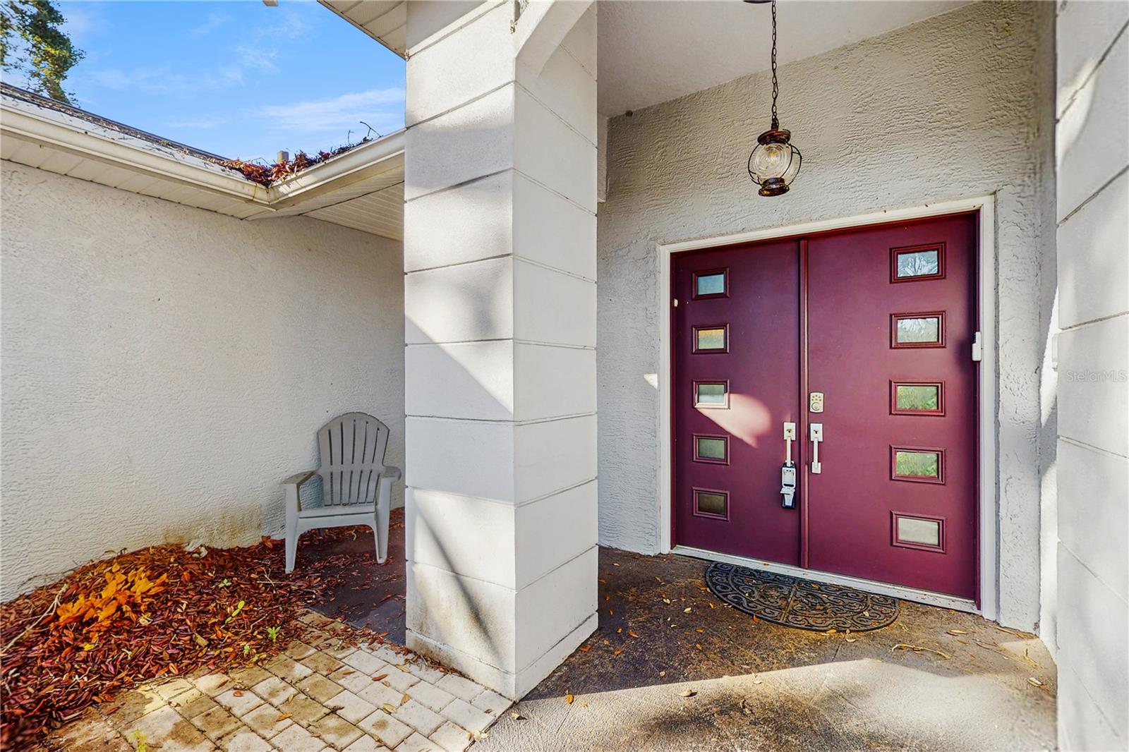 Listing photo id 2 for 8278 Spring Hill Drive