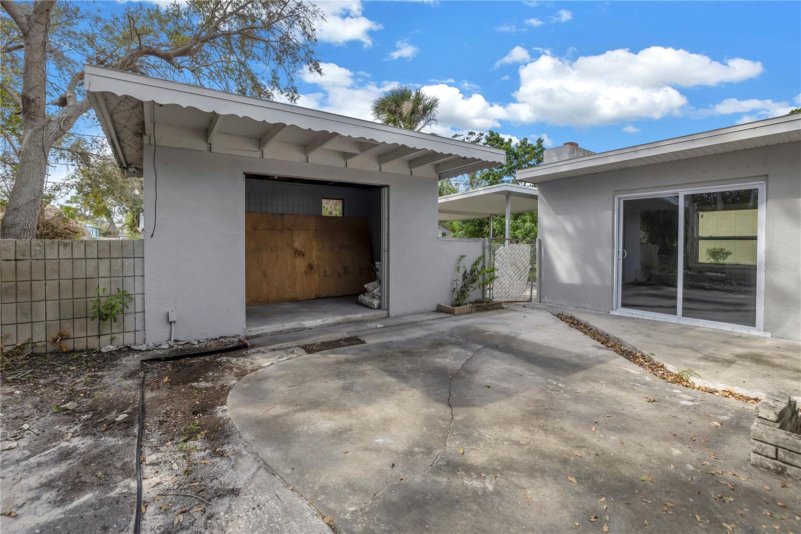 Listing photo id 20 for 4027 7th Street S
