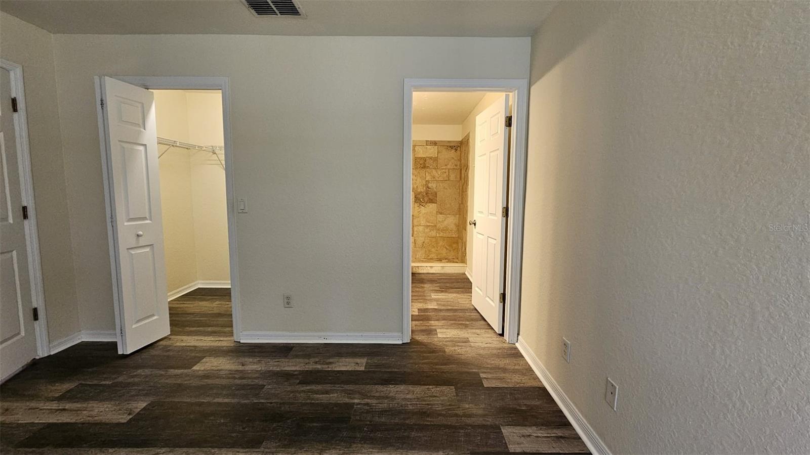 Image 13 of 35 For 6300 Oak Park Boulevard
