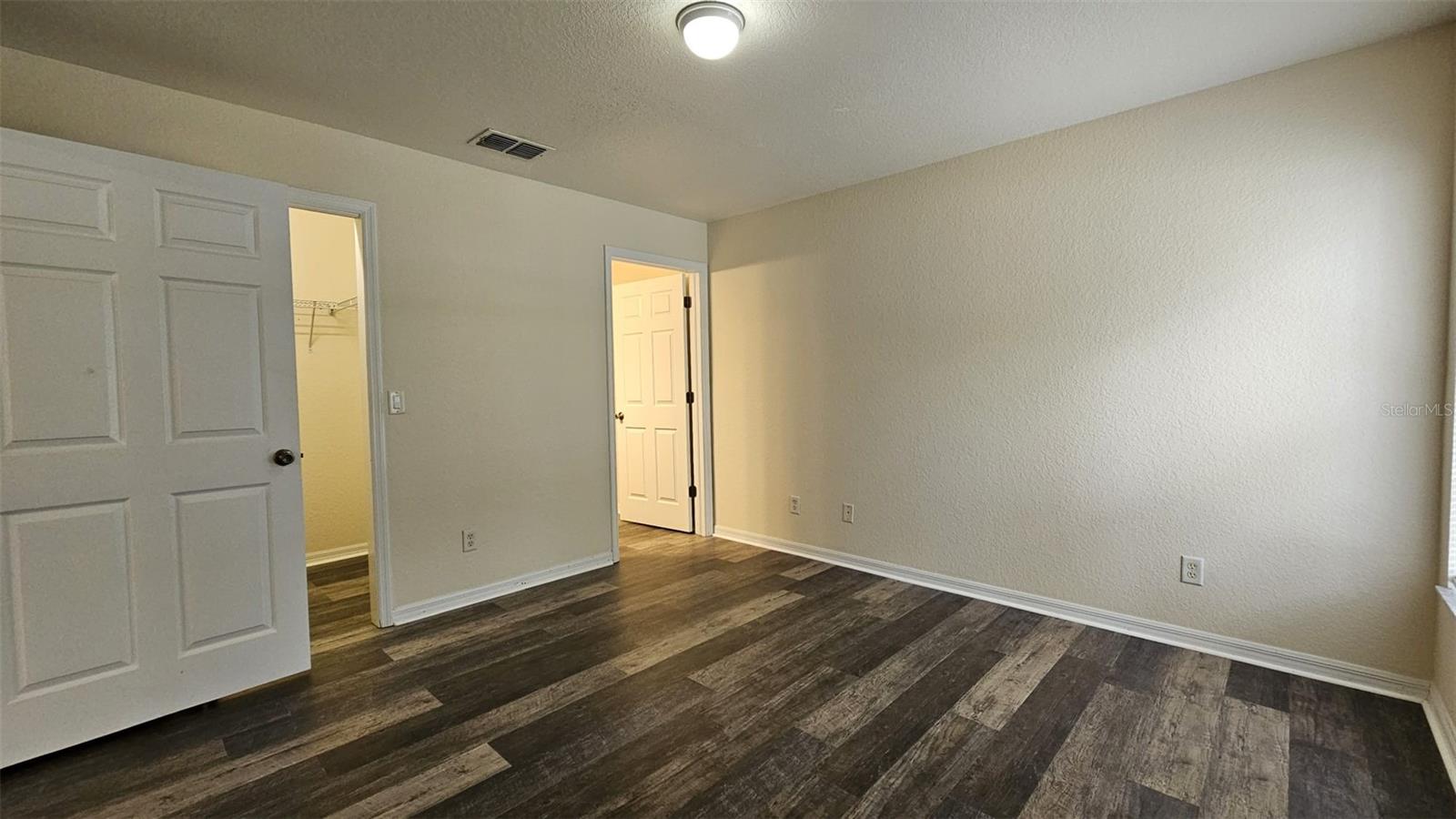 Image 14 of 35 For 6300 Oak Park Boulevard