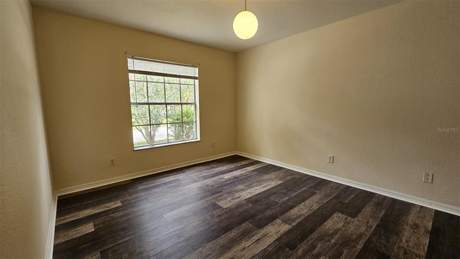 Image 23 of 35 For 6300 Oak Park Boulevard