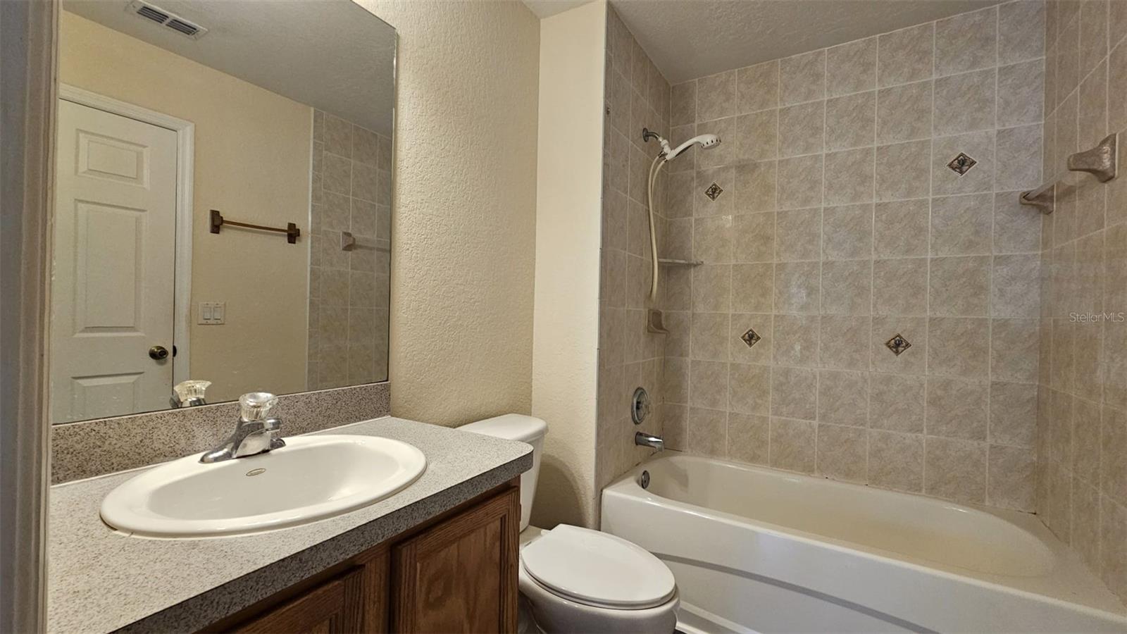 Image 27 of 35 For 6300 Oak Park Boulevard