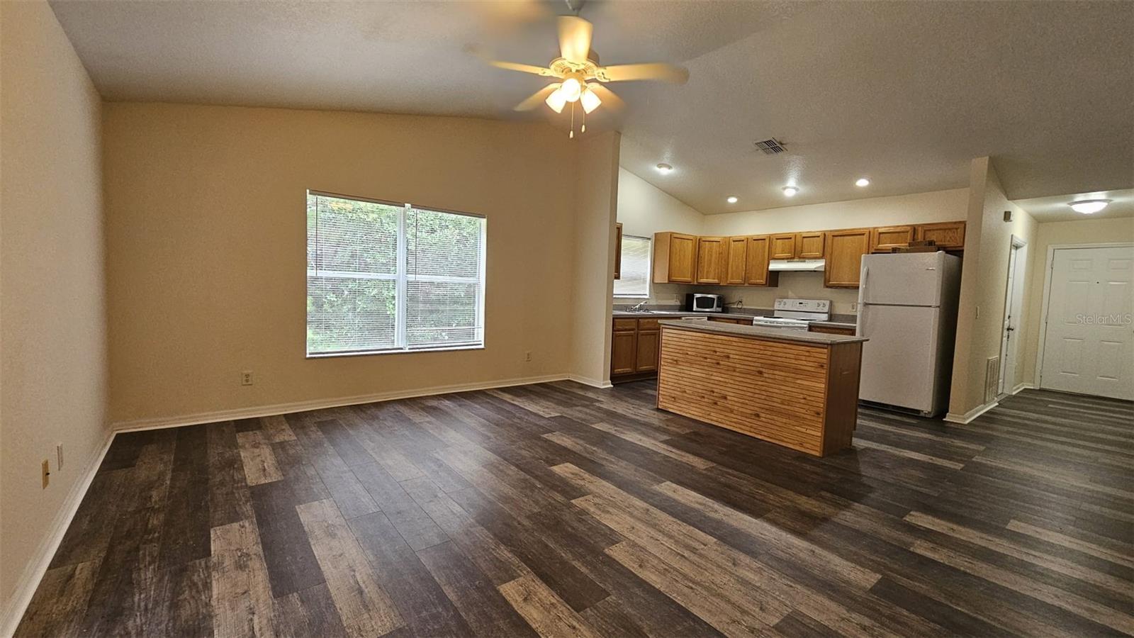 Image 5 of 35 For 6300 Oak Park Boulevard