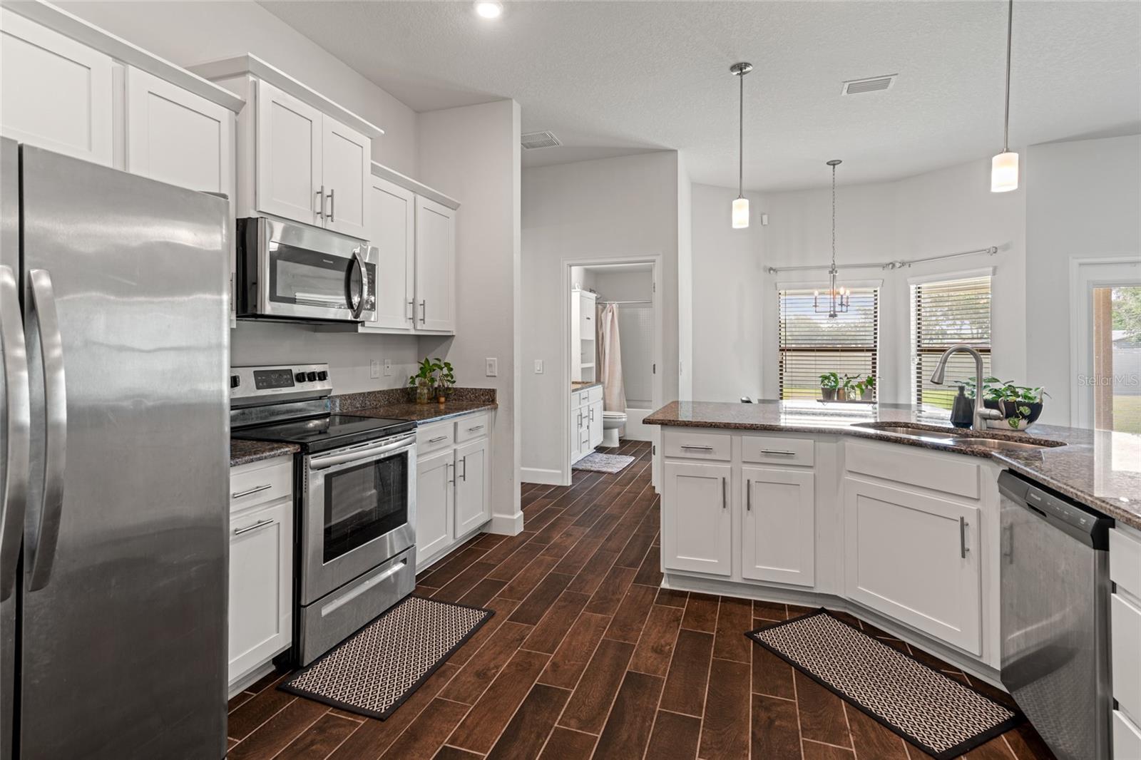Image 19 of 38 For 13000 Summerfield Way