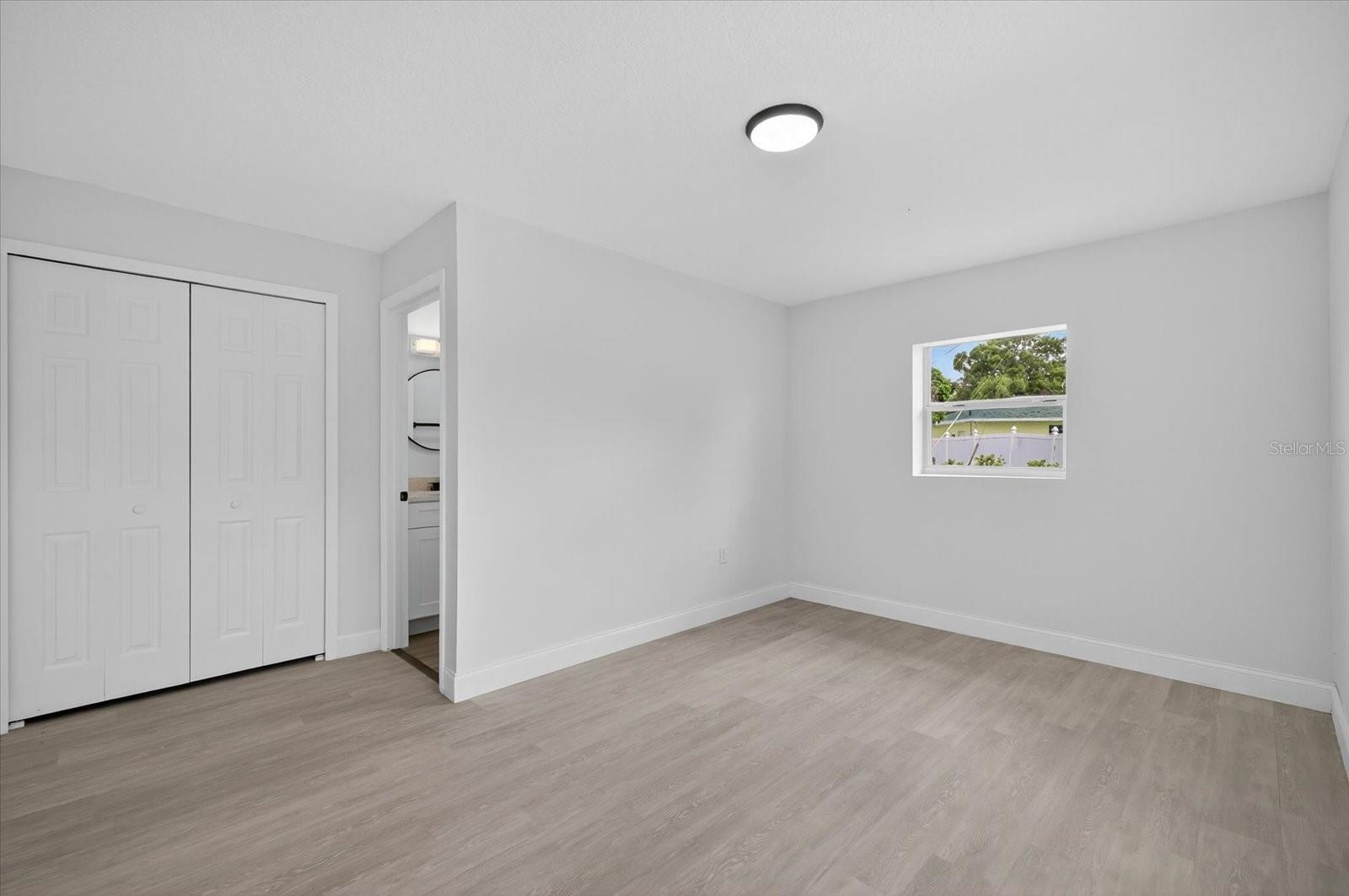 Image 22 of 42 For 212 Francis Drive