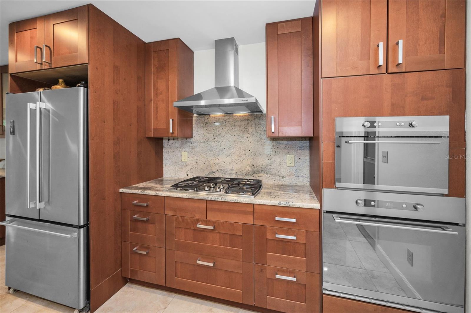 Listing photo id 20 for 1334 Glengarry Drive