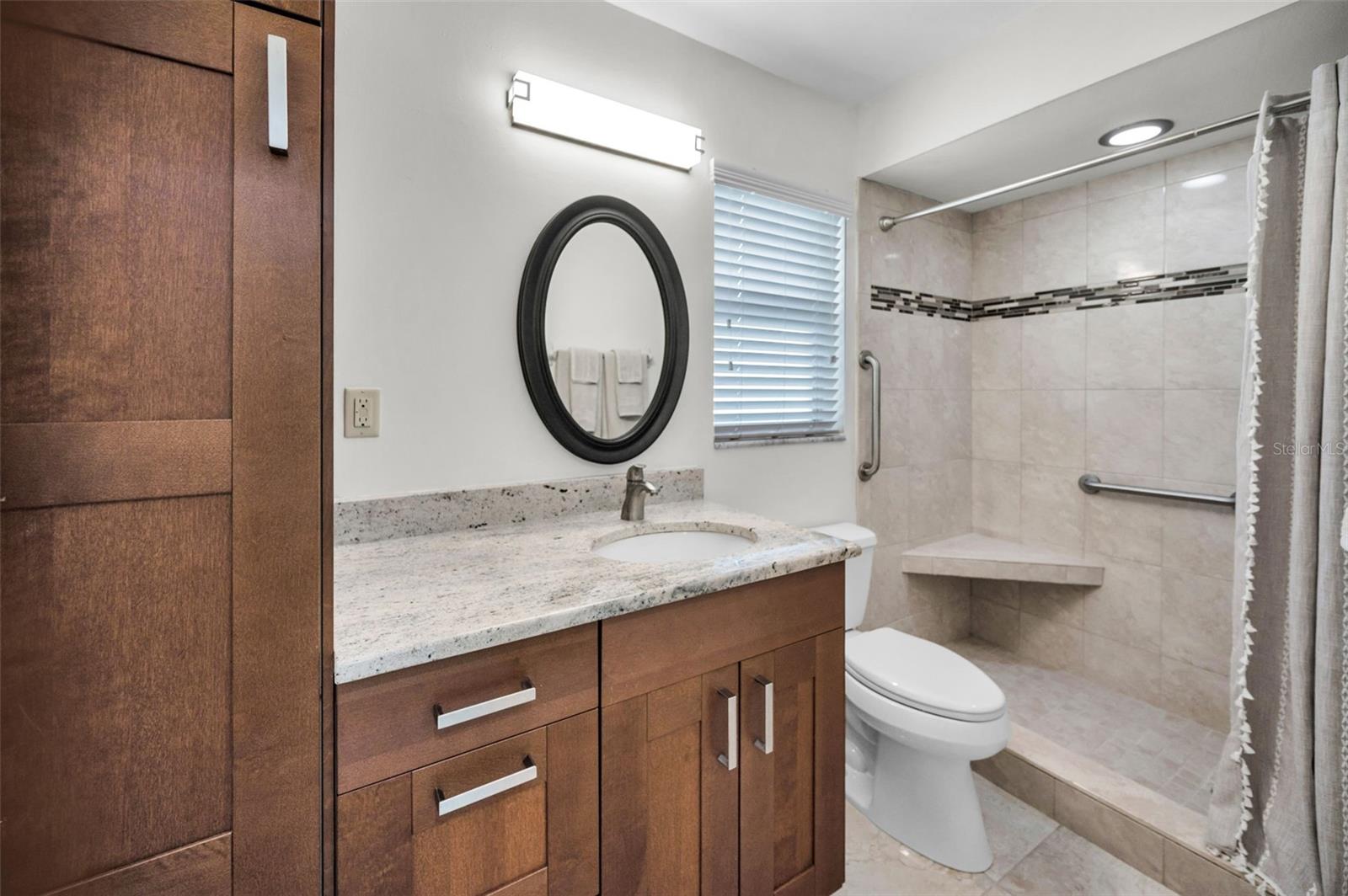 Listing photo id 36 for 1334 Glengarry Drive