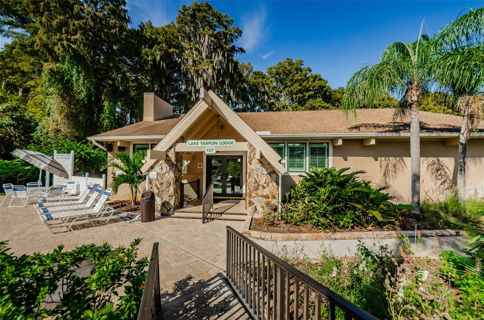 Listing photo id 68 for 1334 Glengarry Drive