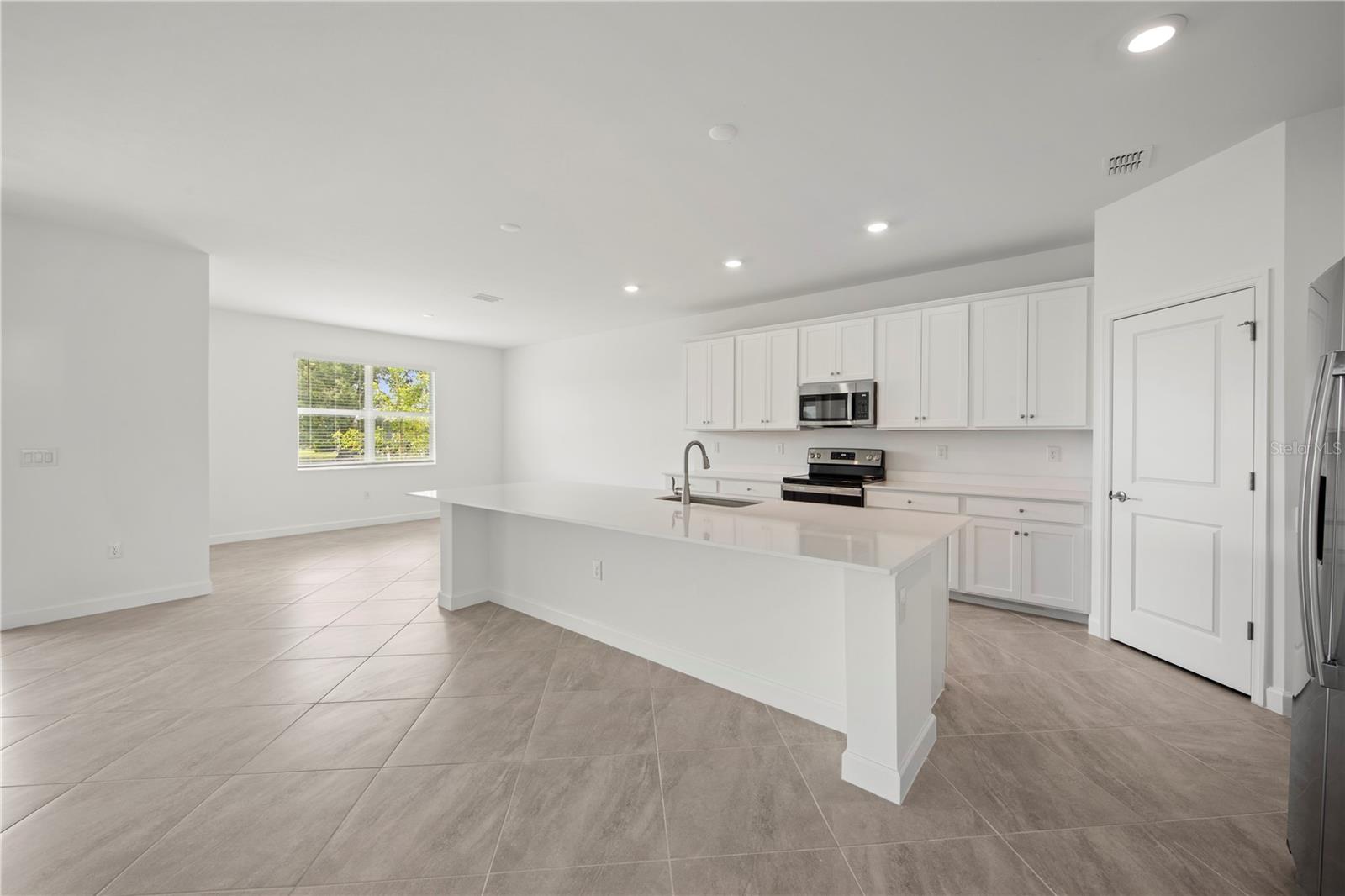 Image 16 of 31 For 8507 Saint Kitts Circle