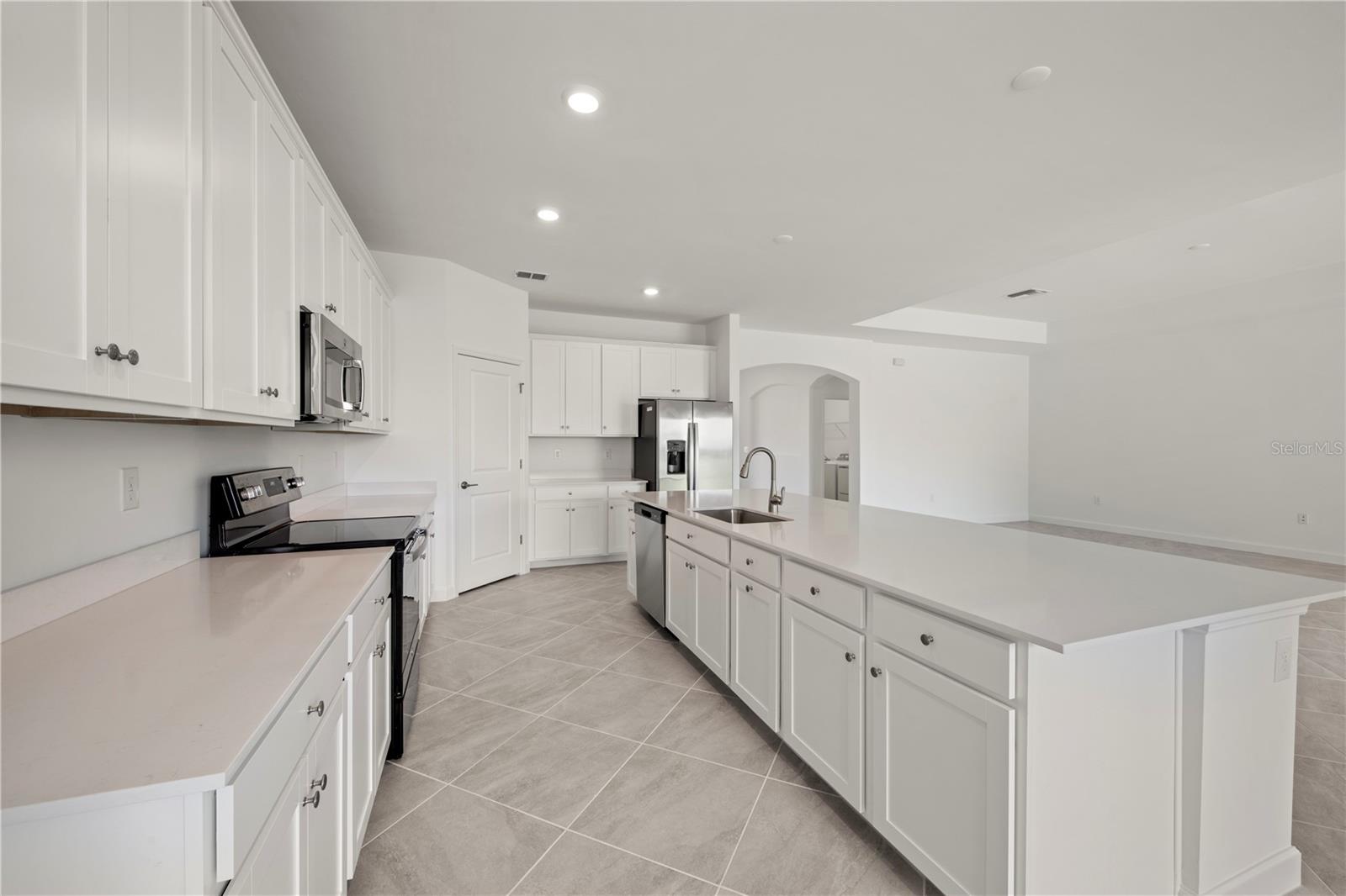 Image 19 of 31 For 8507 Saint Kitts Circle