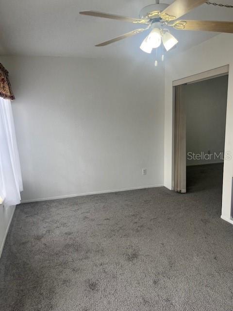 Listing photo id 13 for 2360 Irish Lane 50