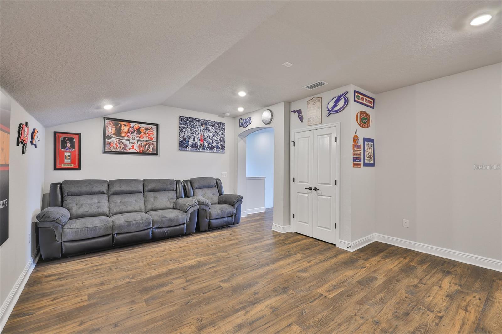 Image 41 of 87 For 5313 Del Coronado Drive