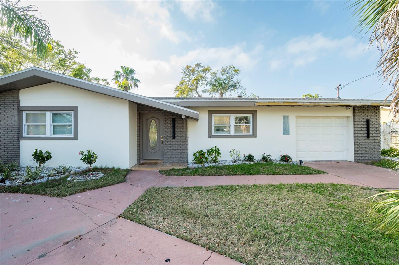 Image 11 of 28 For 1772 Indian Rocks Road S
