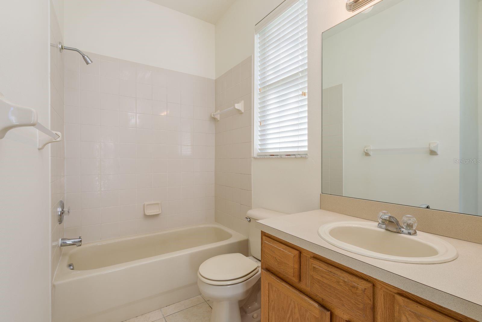Listing photo id 18 for 2944 Downan Point Drive