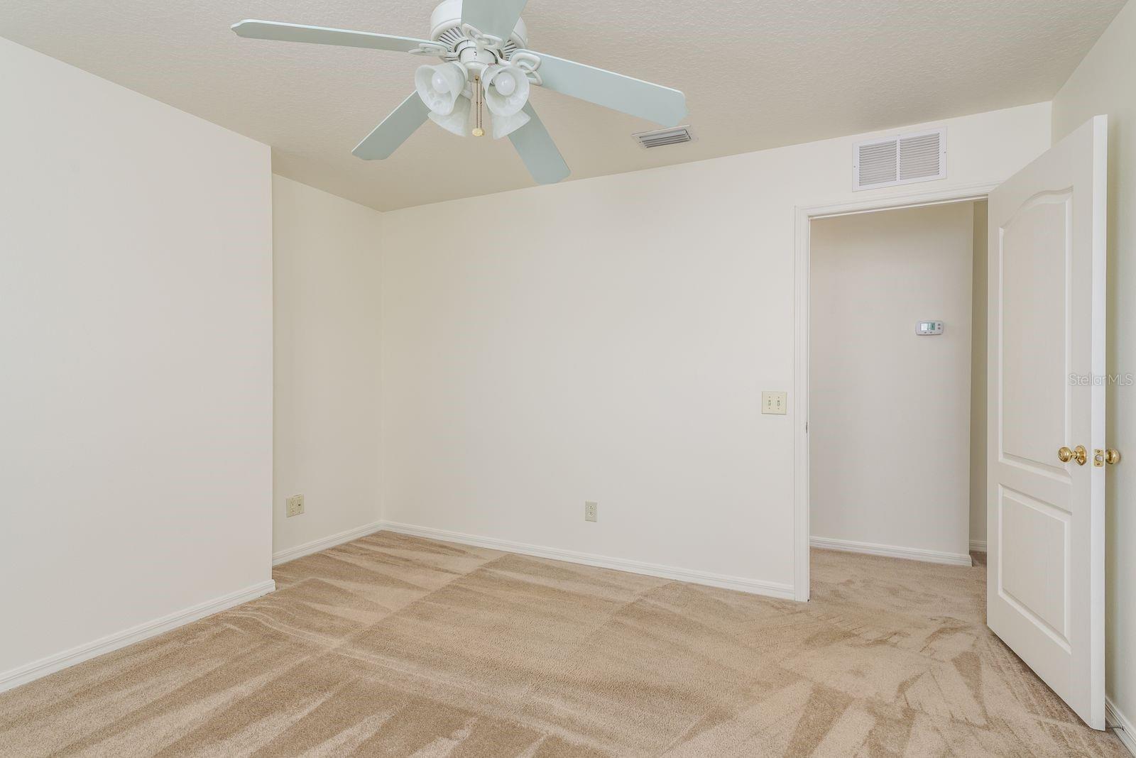 Listing photo id 30 for 2944 Downan Point Drive