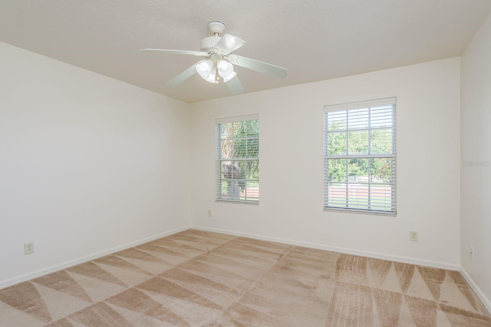 Listing photo id 34 for 2944 Downan Point Drive