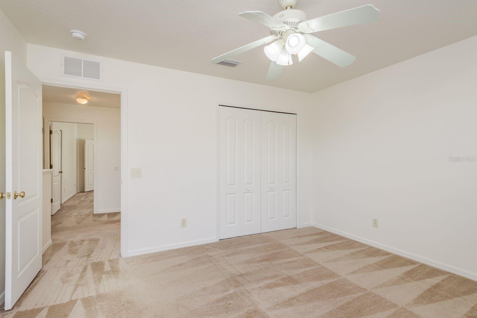 Listing photo id 35 for 2944 Downan Point Drive