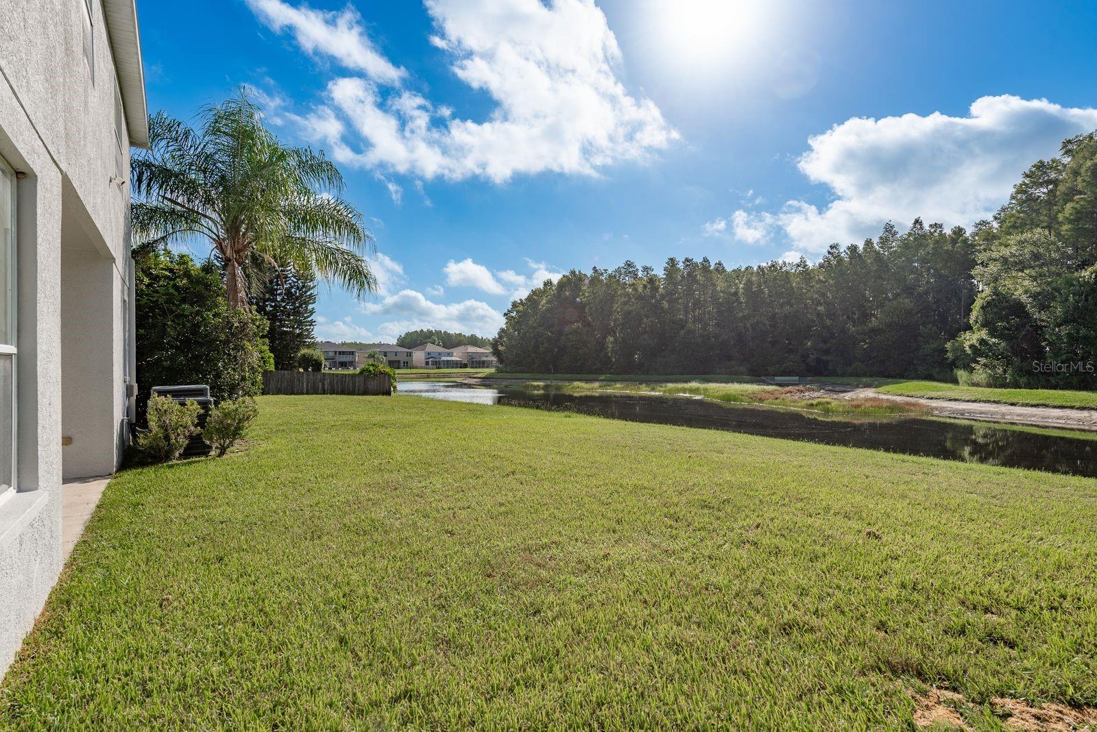 Listing photo id 39 for 2944 Downan Point Drive