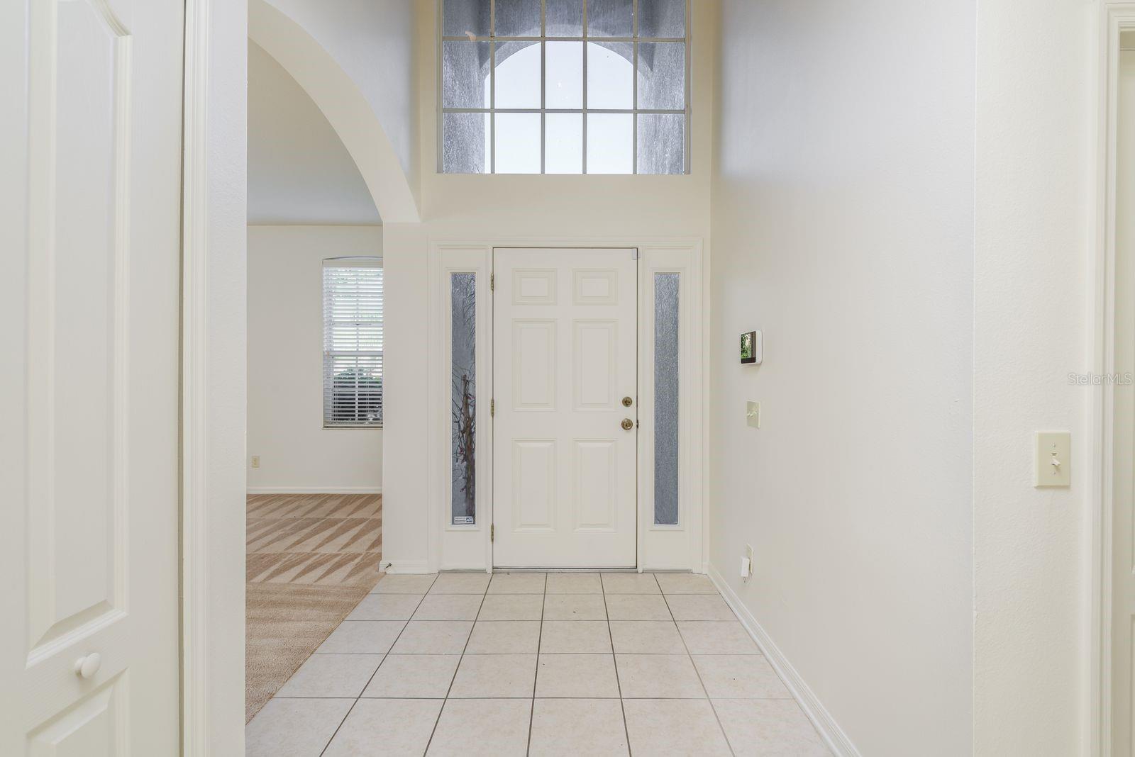 Listing photo id 3 for 2944 Downan Point Drive