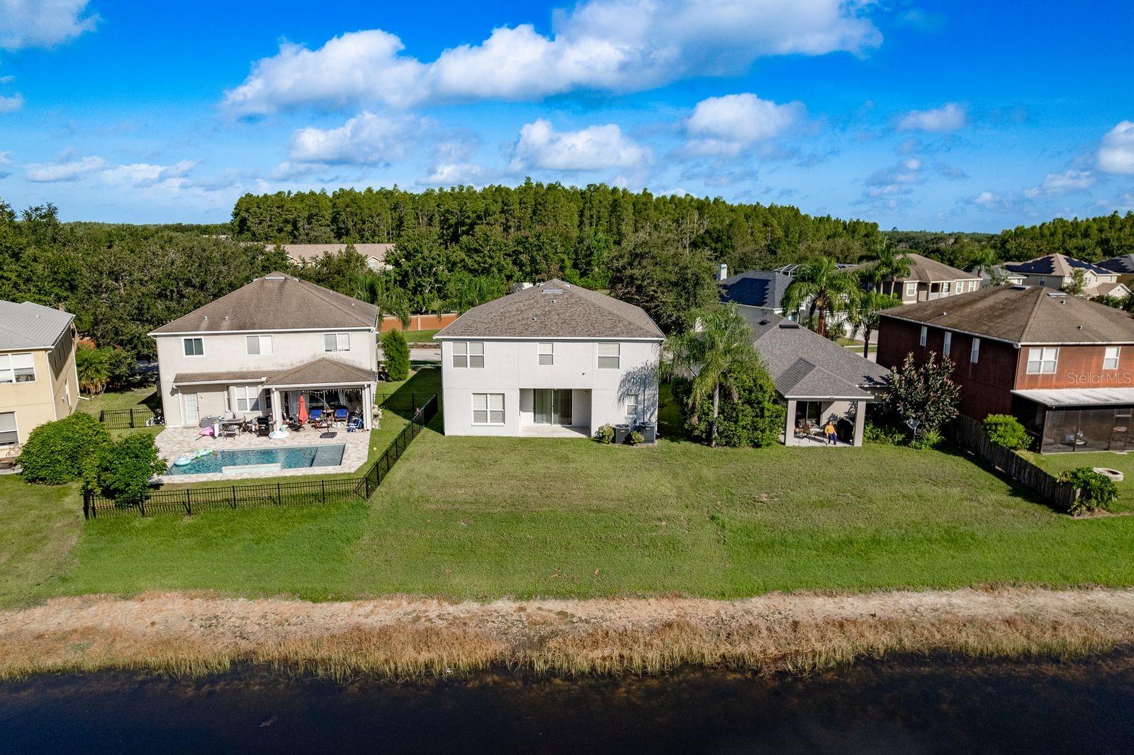 Listing photo id 49 for 2944 Downan Point Drive