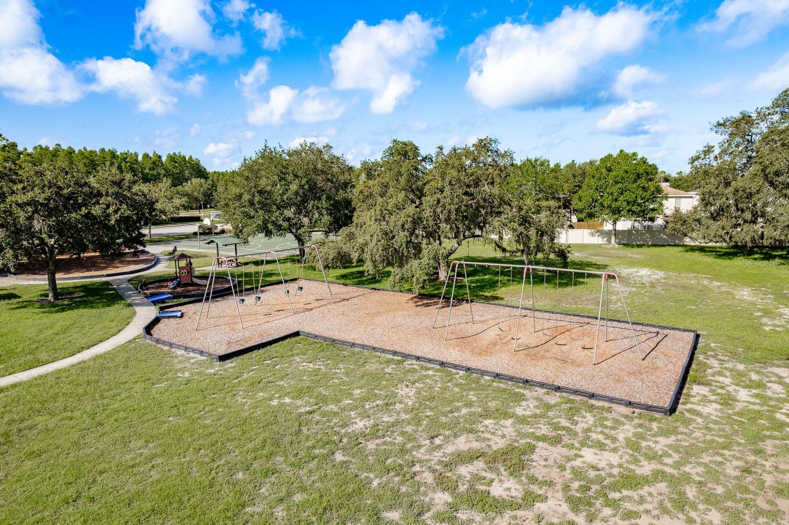 Listing photo id 58 for 2944 Downan Point Drive
