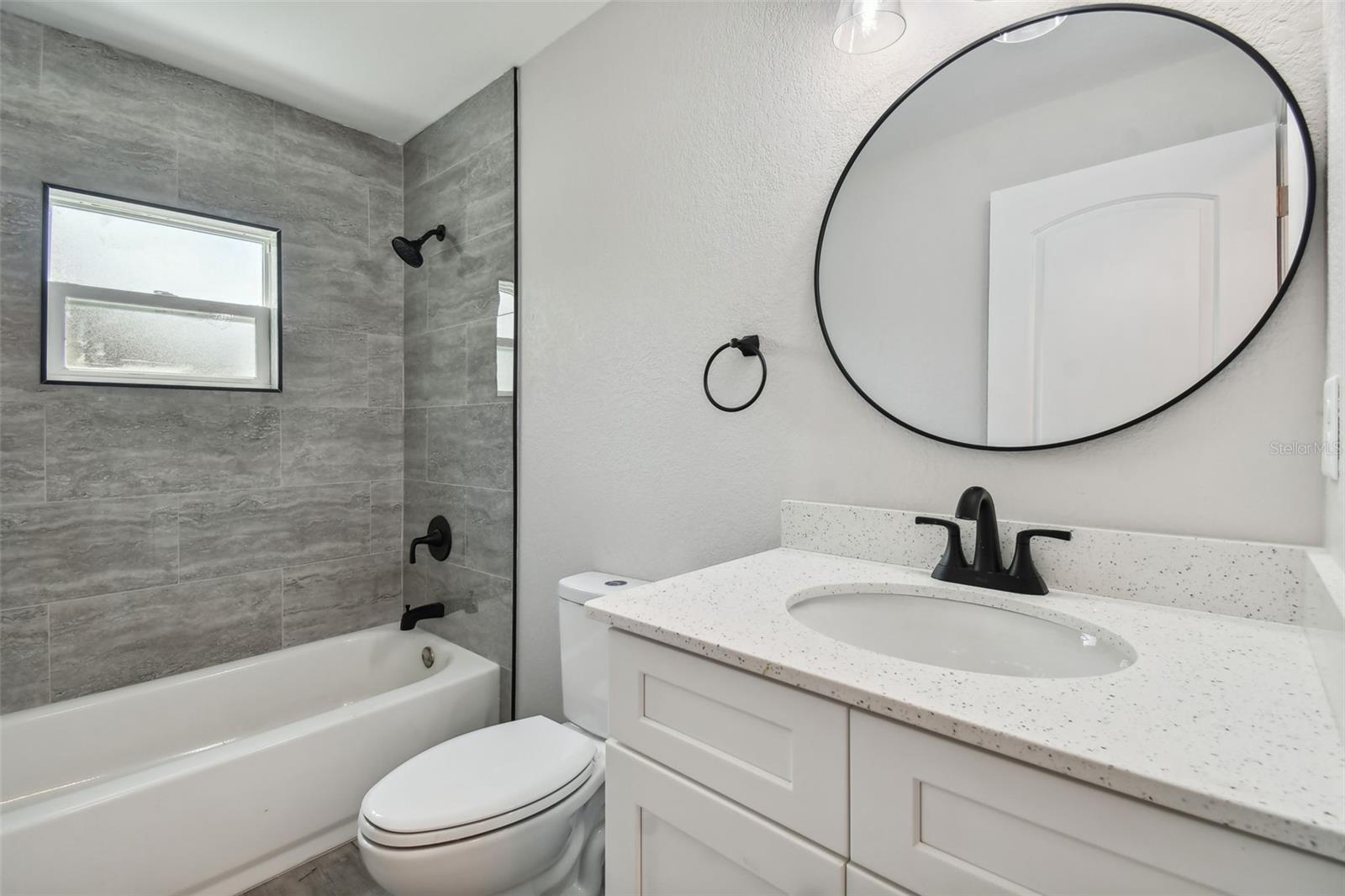 Image 17 of 20 For 719 Bon Air Street