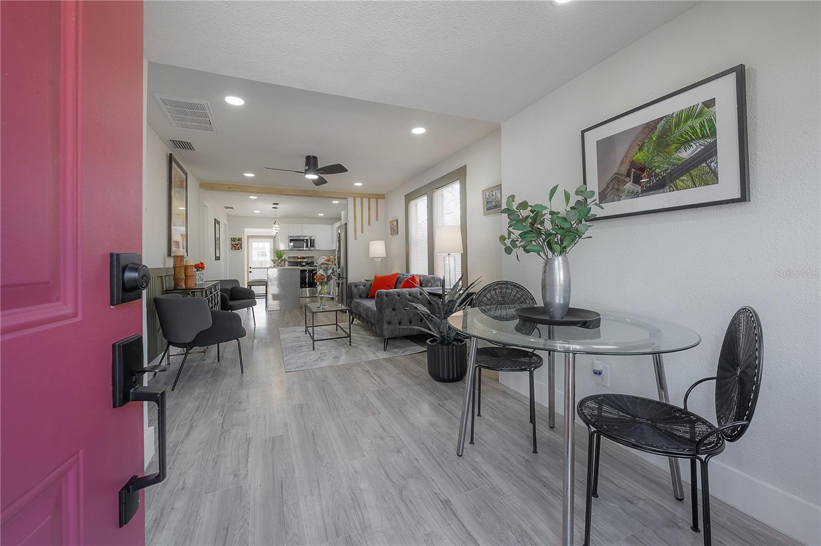 Image 3 of 28 For 8003 Klondyke Street