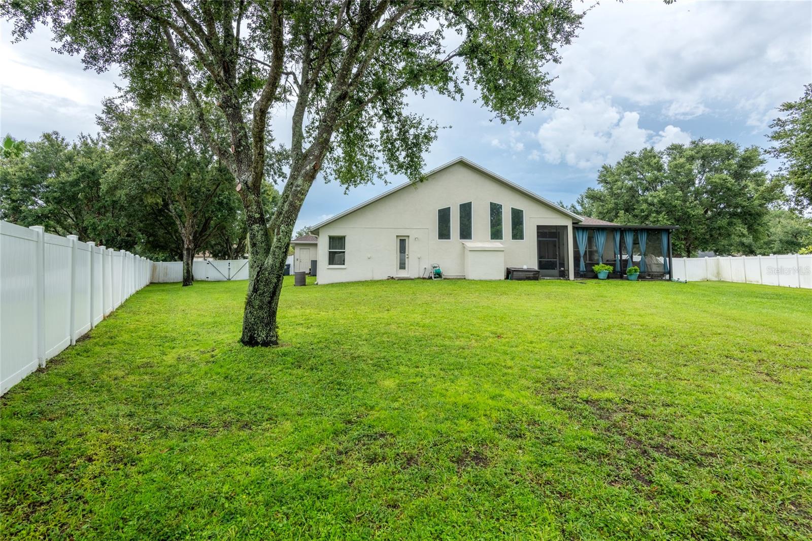 Image 4 of 56 For 12407 Creek Edge Drive