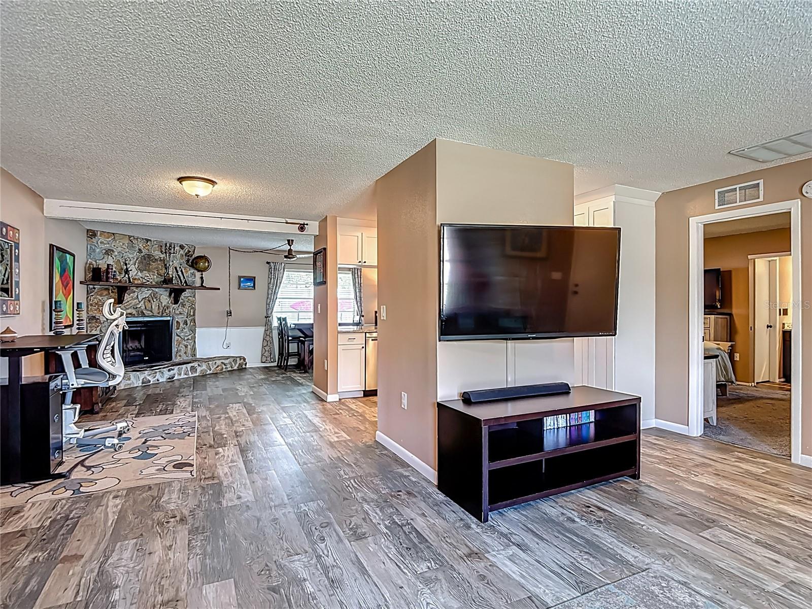 Image 6 of 54 For 11100 Salt Tree Drive