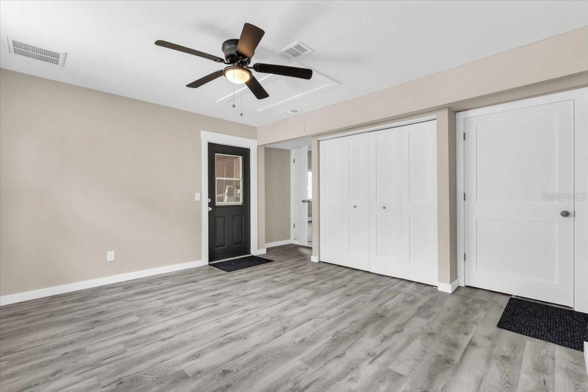 Image 23 of 43 For 2801 Tifton Street S