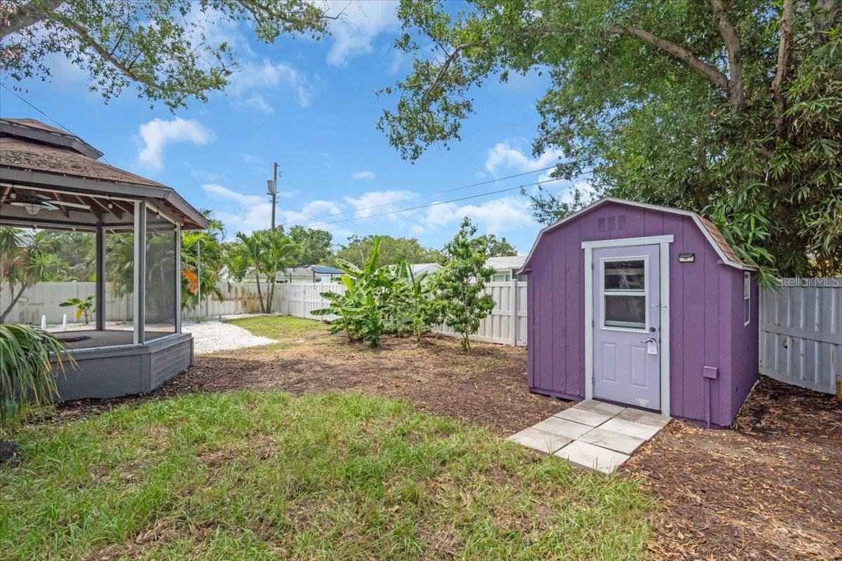 Image 29 of 43 For 2801 Tifton Street S