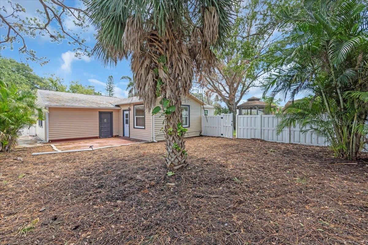 Image 30 of 43 For 2801 Tifton Street S