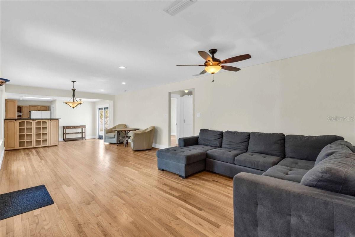 Image 6 of 43 For 2801 Tifton Street S
