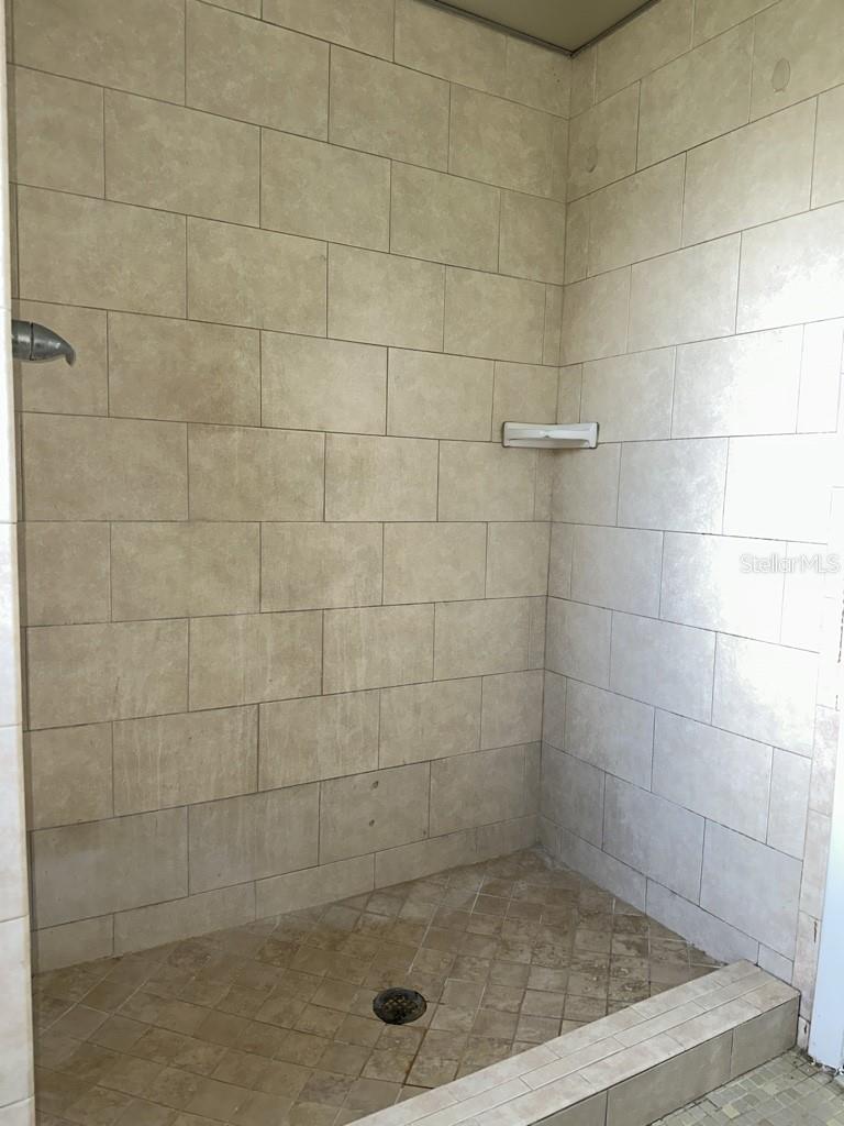 Image 16 of 19 For 7608 Sanibel Circle